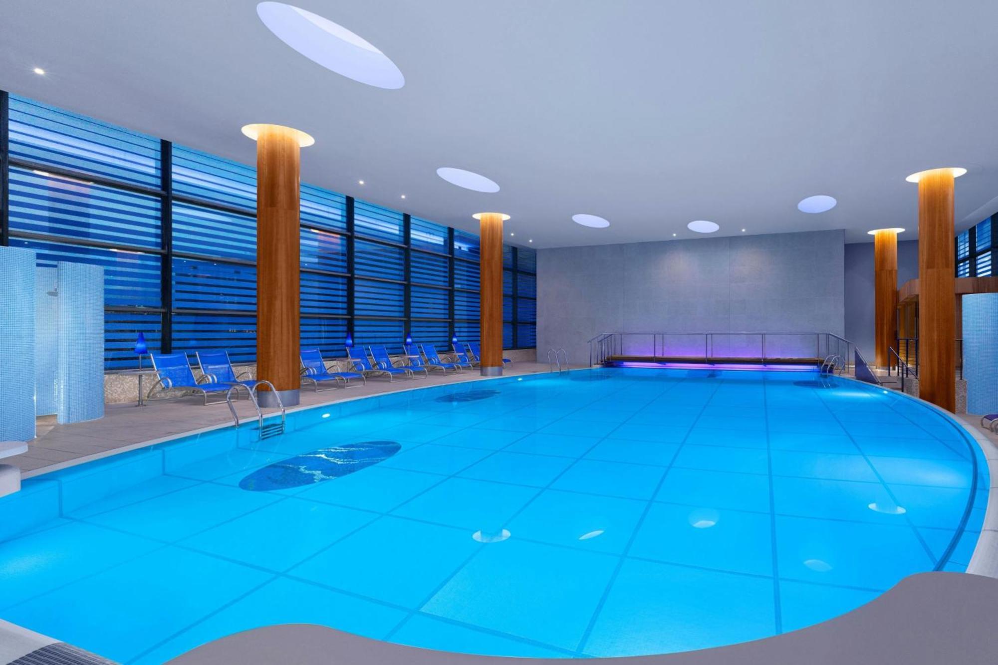 Sheraton Grand & Hotel 5*